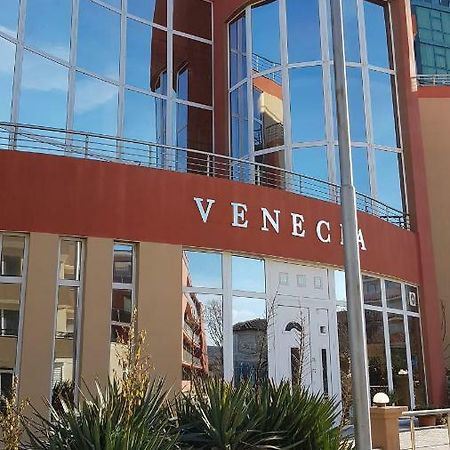 Hotel Venecia Primorsko Dış mekan fotoğraf